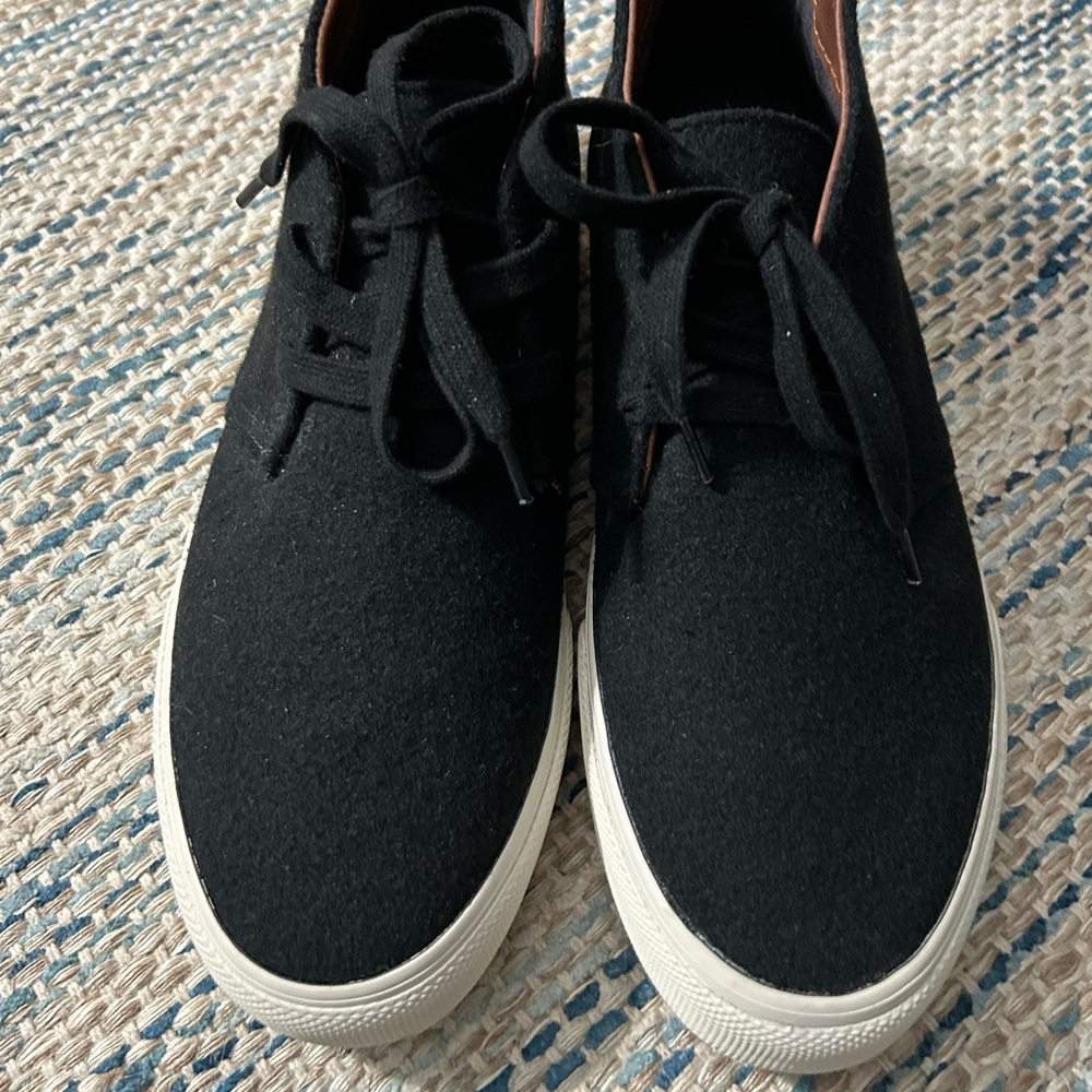 Old Navy Men’s Black Wool High Top Sneakers